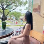 singapore girl